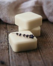 Load image into Gallery viewer, lavender lotion bar
